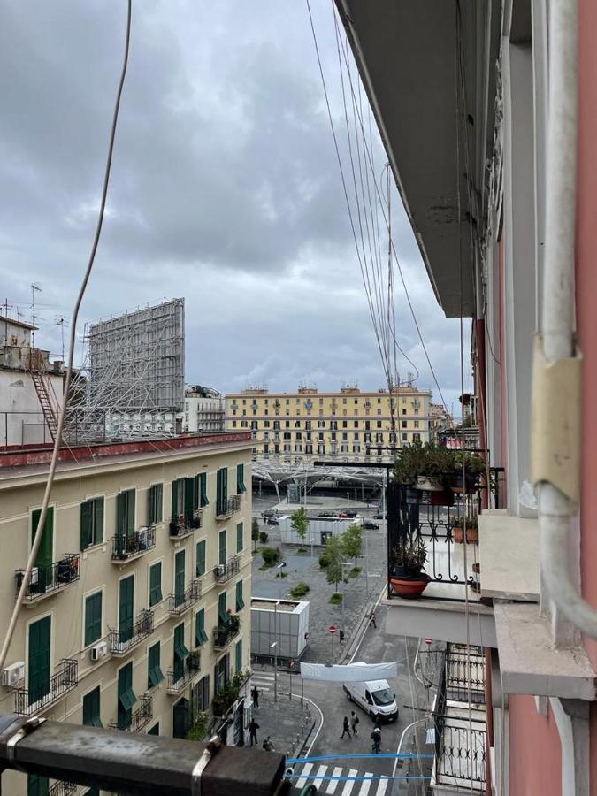 La Ferrovia Holiday Home Napoli Dış mekan fotoğraf