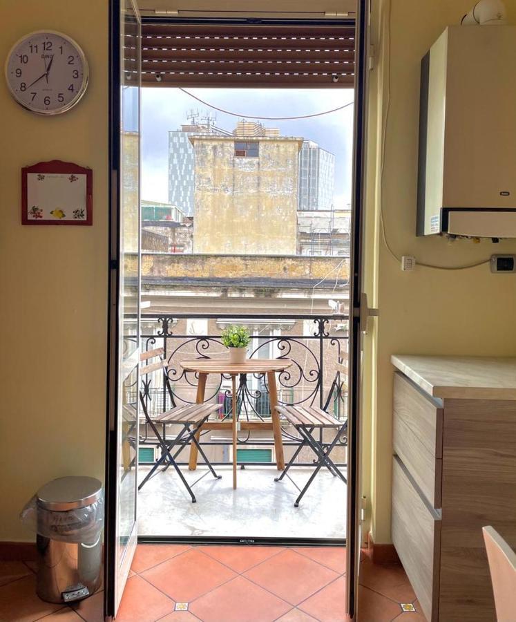 La Ferrovia Holiday Home Napoli Dış mekan fotoğraf