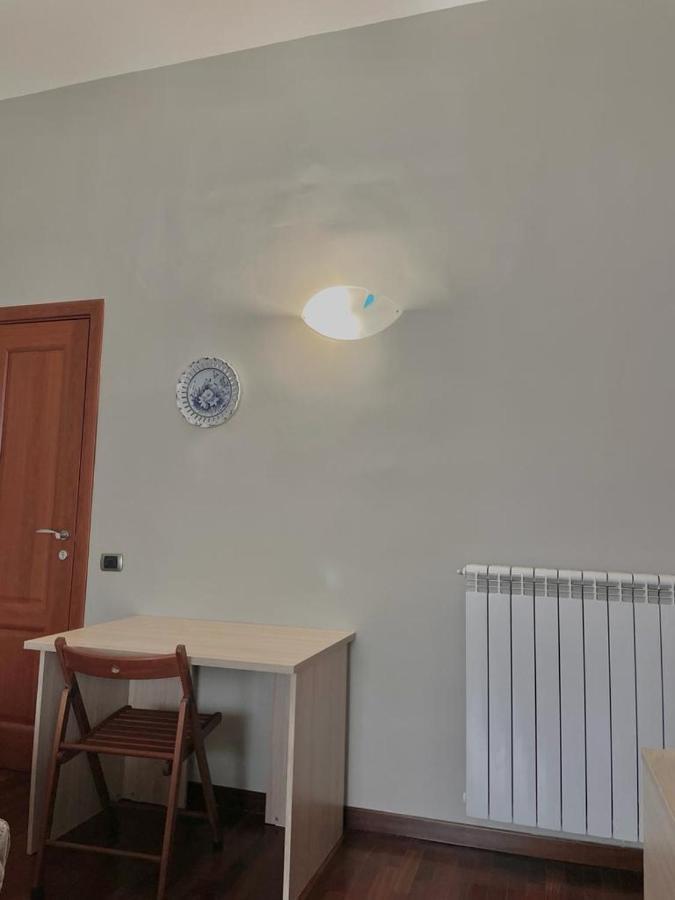 La Ferrovia Holiday Home Napoli Dış mekan fotoğraf